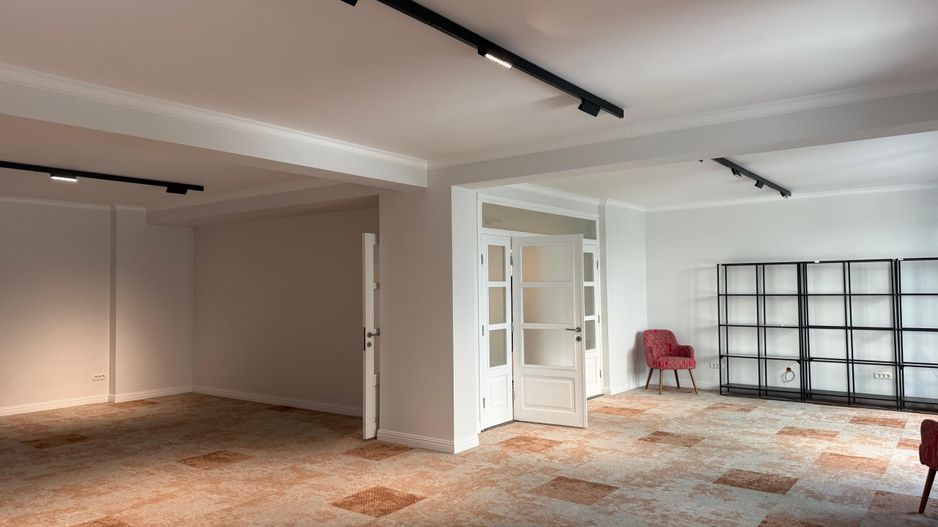 De închiriat spațiu la parter | Barbu Văcărescu - Poză 1