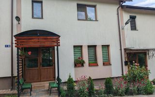 Casa triplex zona Kaufland Galata, Iasi - vanzare - Poză 1