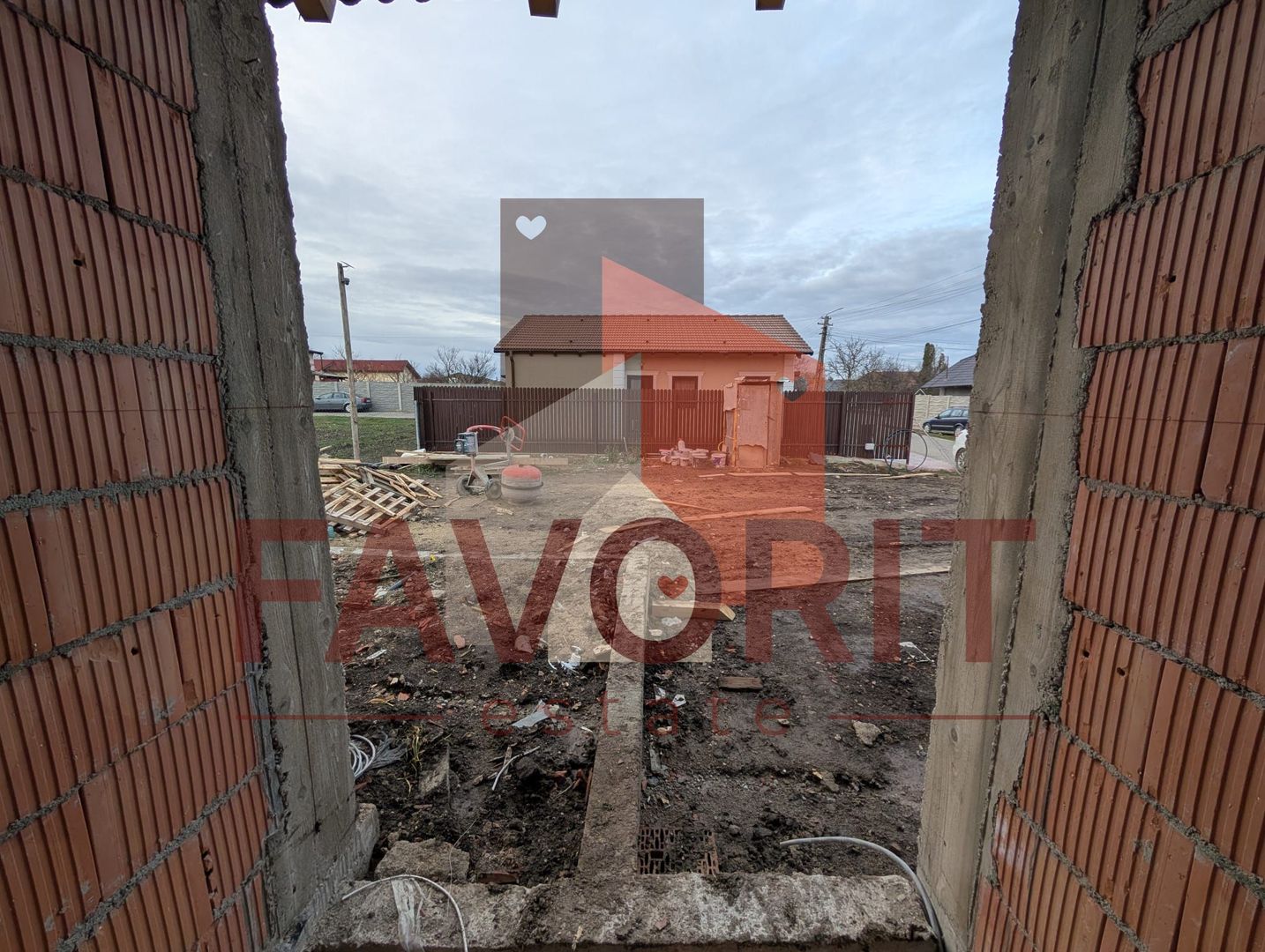 Casă individuală | Parter | Toate utilitatile | Finisaje premium | Curte | Pod - Poză 11