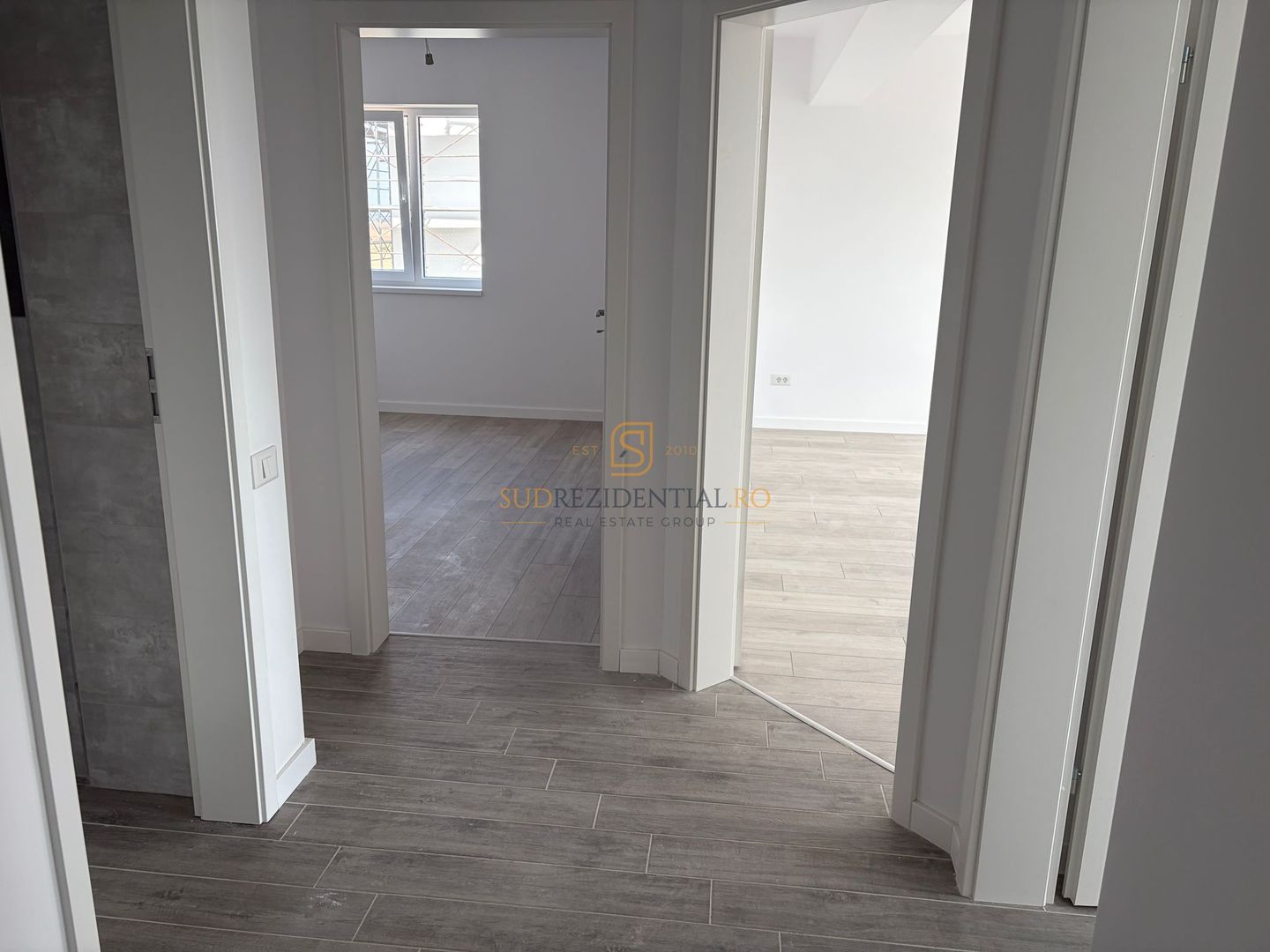Apartament 2 camere, decomandat, parcare, 10 min de Metrou Berceni - Poză 6