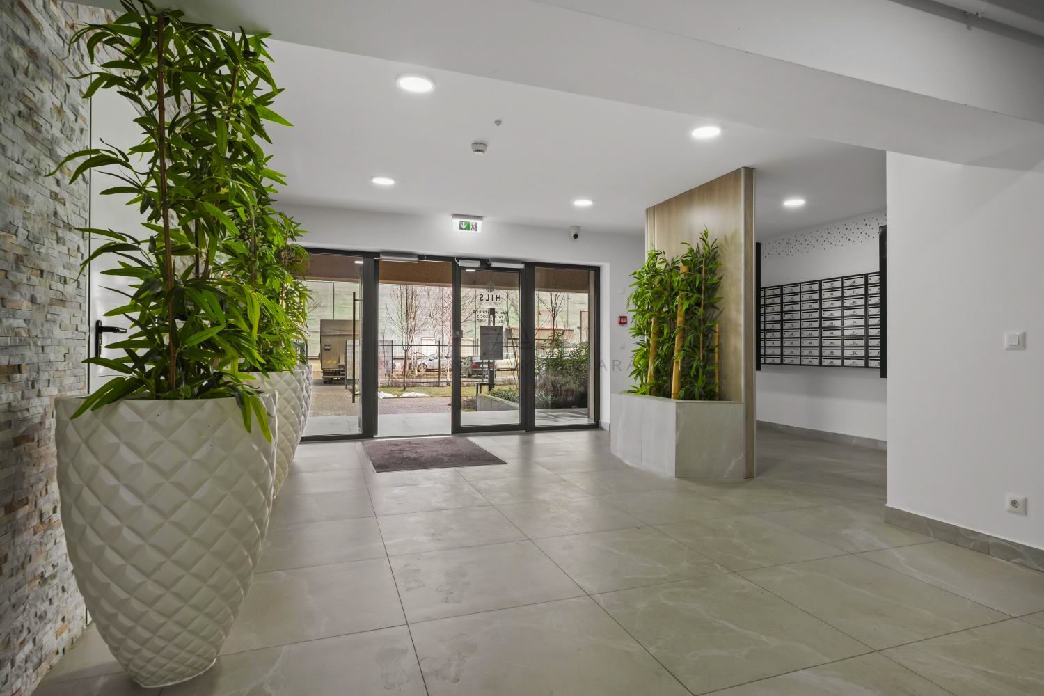 Garsoniera Designer Hils Republica 10 Min Metrou | Prima Inchiriere - Poză 16