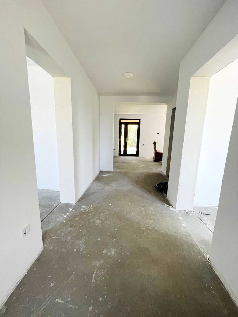 Casă parter semifinisatǎ Cihei – 300 mp teren - Poză 7