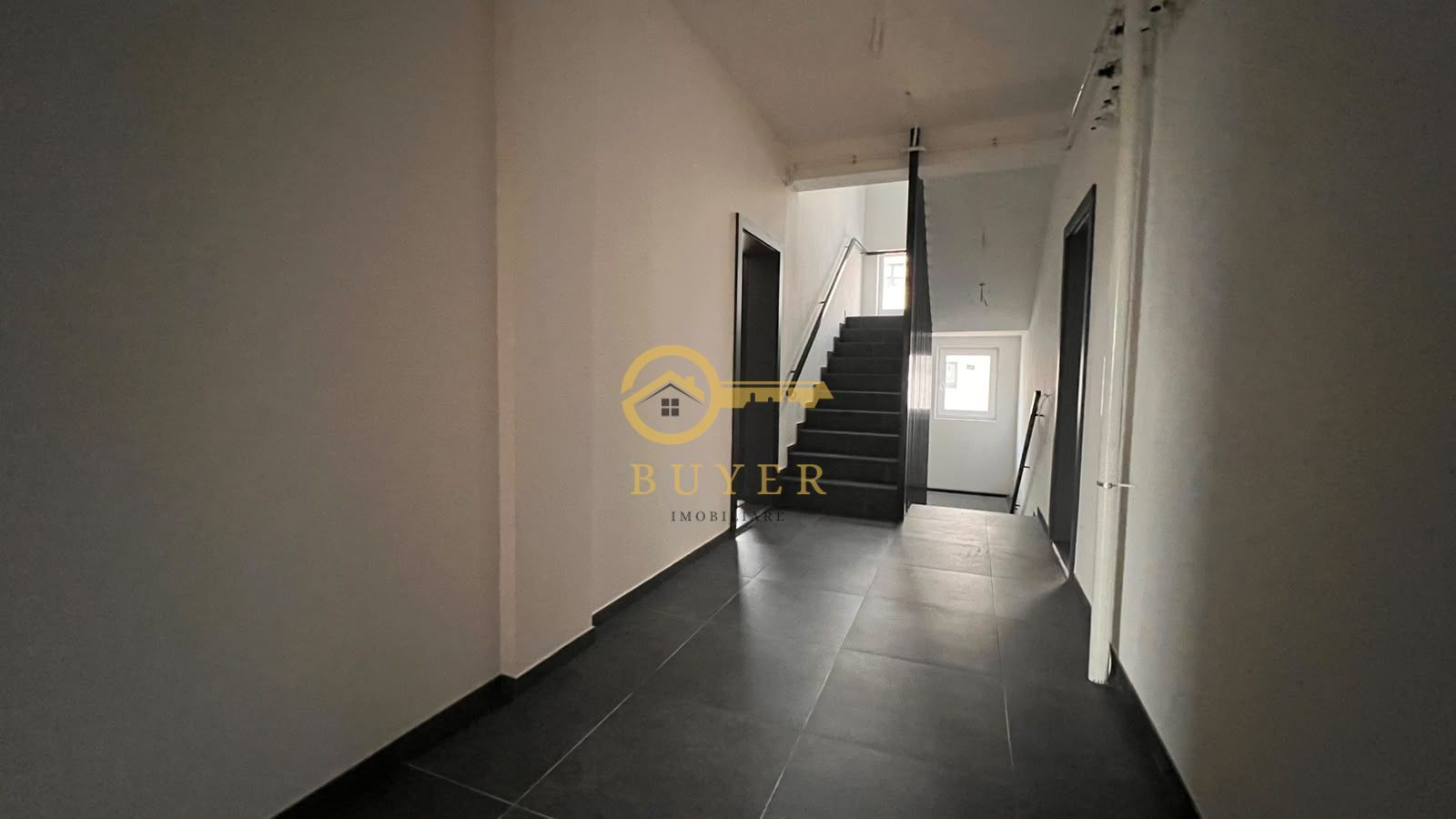 Penthouse superb finisat la CHEIE- Terasa 70mp- vedere panoramica - Poză 8