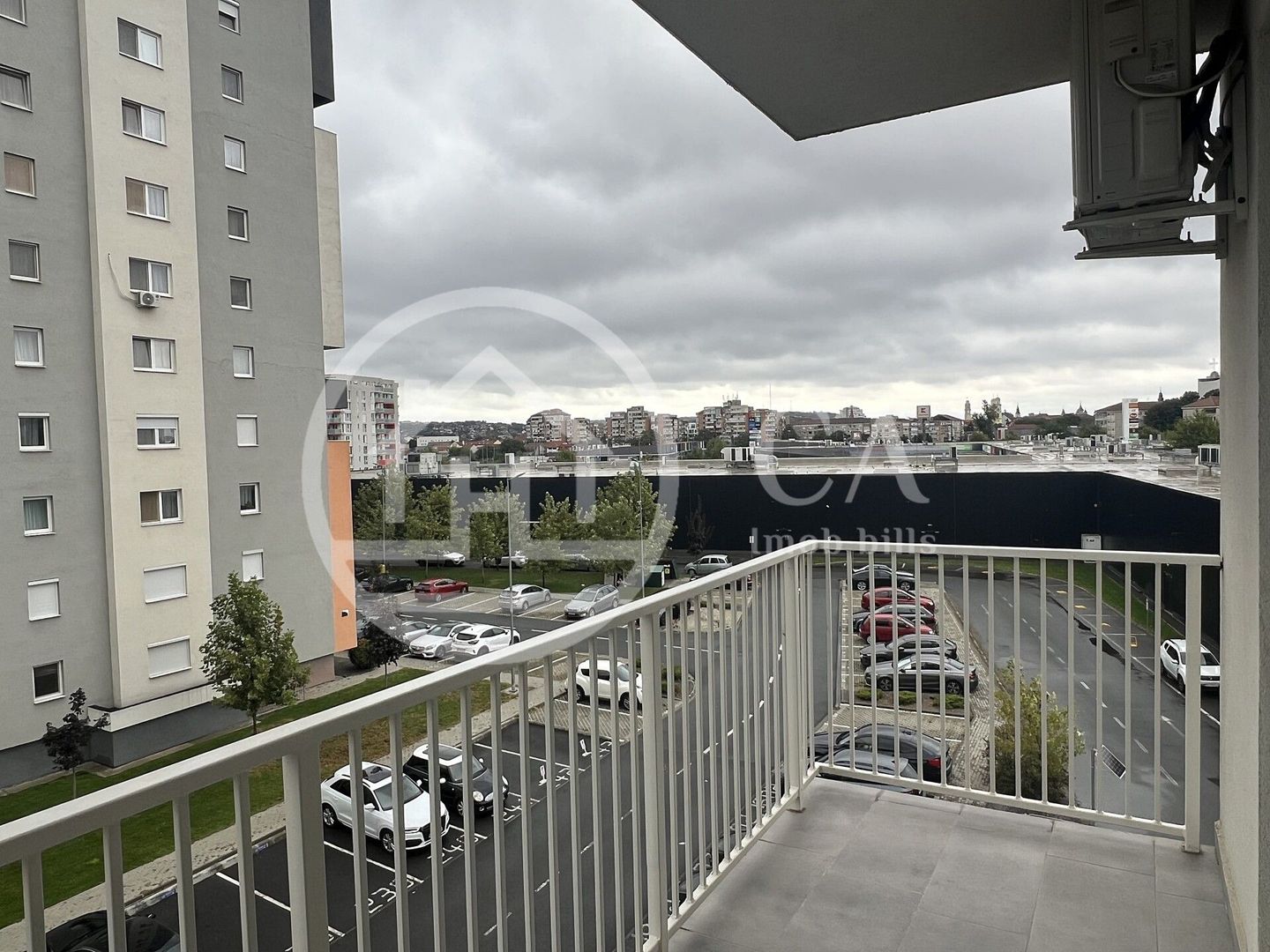 Apartament cu 3 camere de inchiriat in Prima Onestilor Oradea - Poză 13