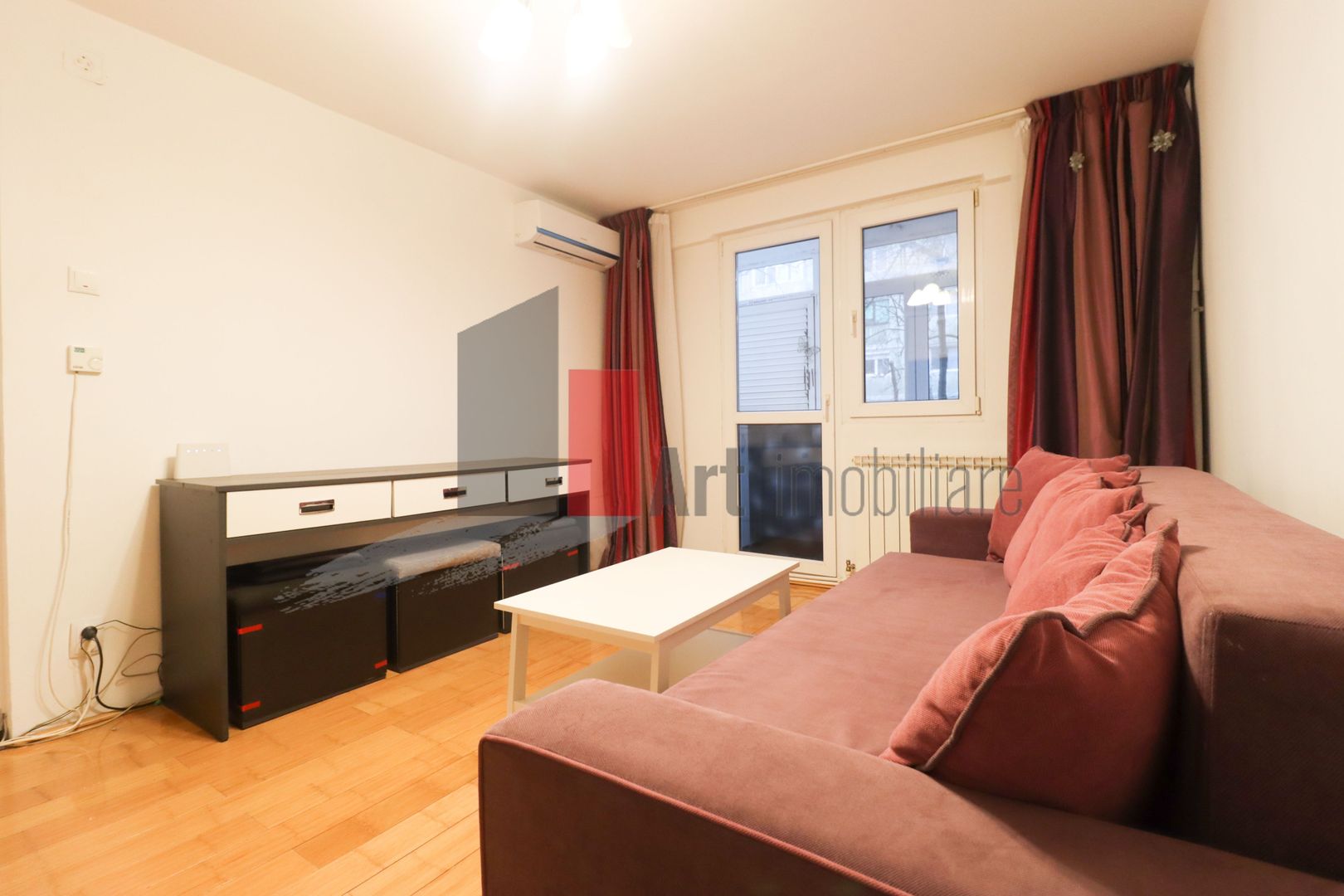 Apartamentul "BONITO" , zona Lujerului, CENTRALA PROPRIE, MOBILAT/UTILAT MODERN - Poză 2