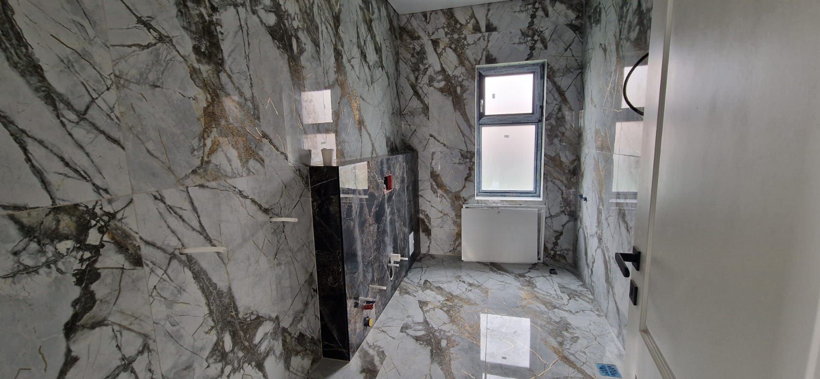 Casa 3  camere INTABULATA 70 mp.  Bucium Visan 140000 euro - Poză 7