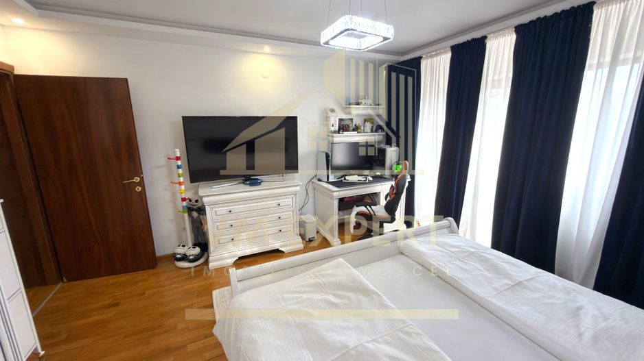 CASĂ 5 CAMERE TEREN 1600 MP CAMPULUNG - Poză 36