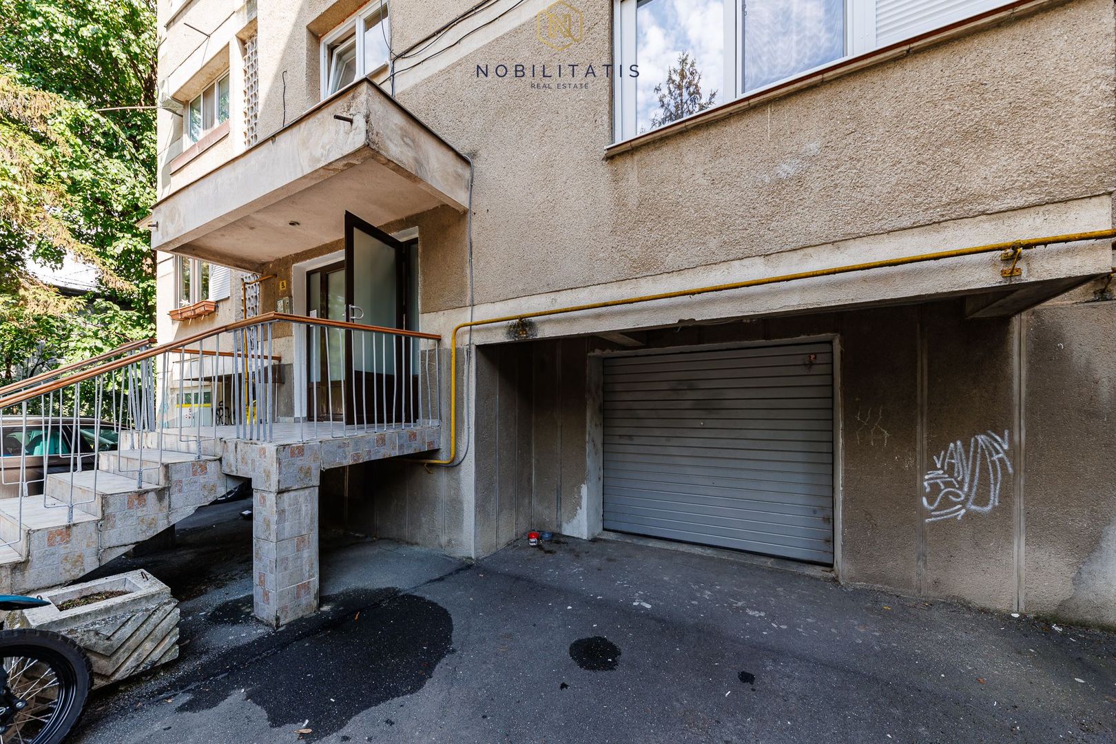 Un apartament cum rar găsești, în centrul orasului | 4 camere & 2 bai - Poză 25