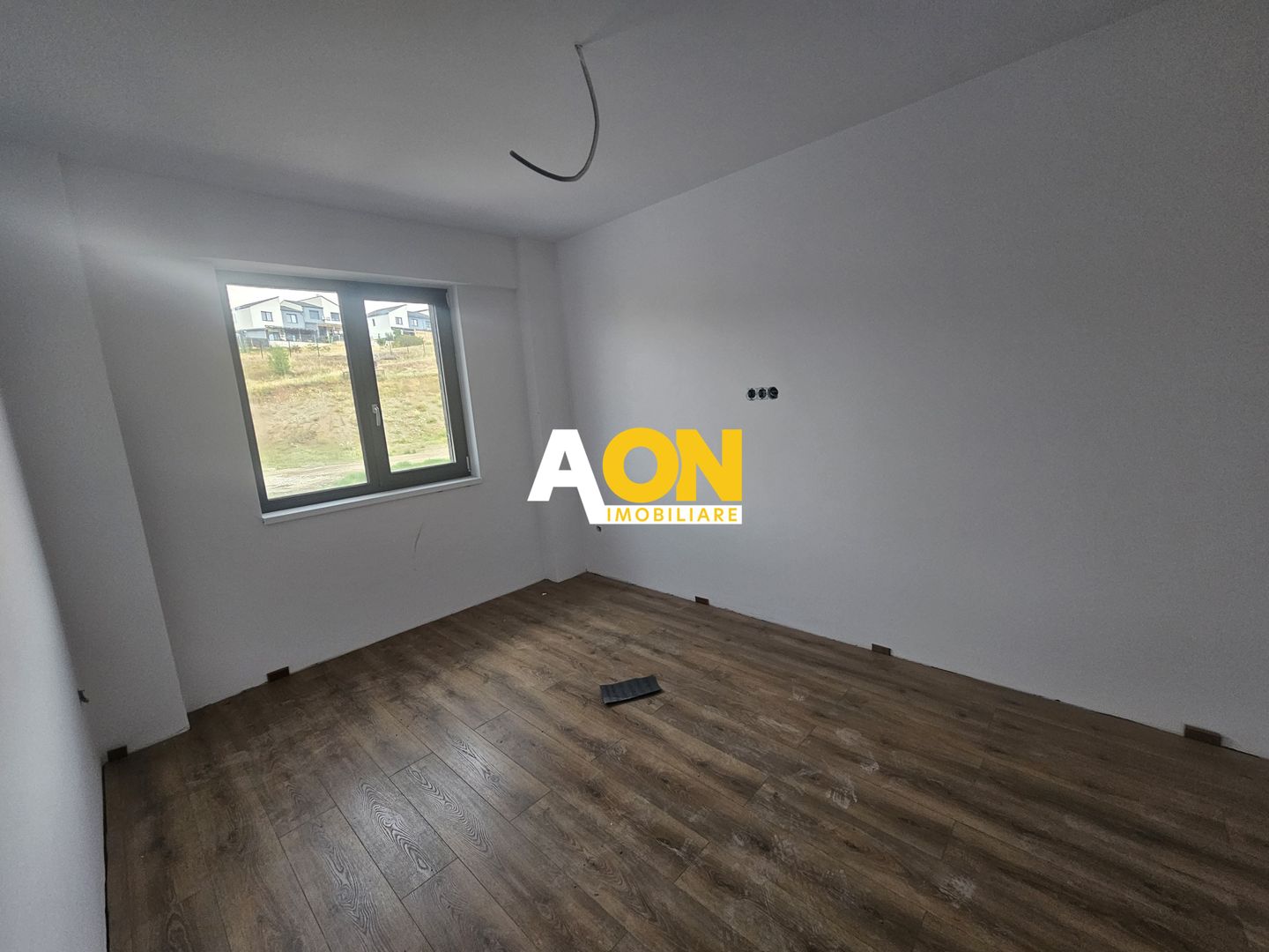 Apartament 3 camere, etaj 1, predare la cheie - Poză 7