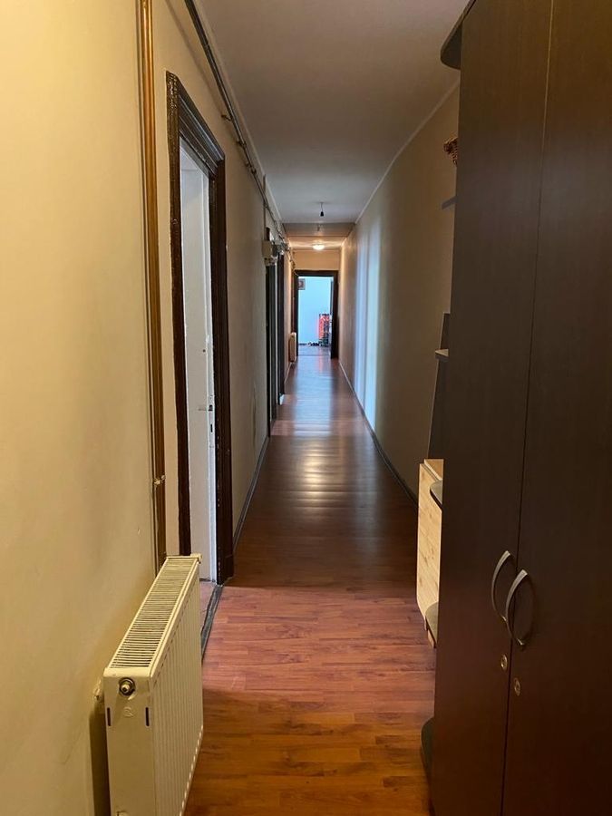 De vanzare apartament 4 cam. in vila 140 mp si curte 170 mp ultracentral sect 5 - Poză 17