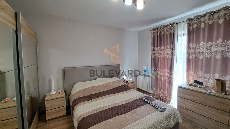 Casa tip duplex cu teren de  300 mp - Poză 6