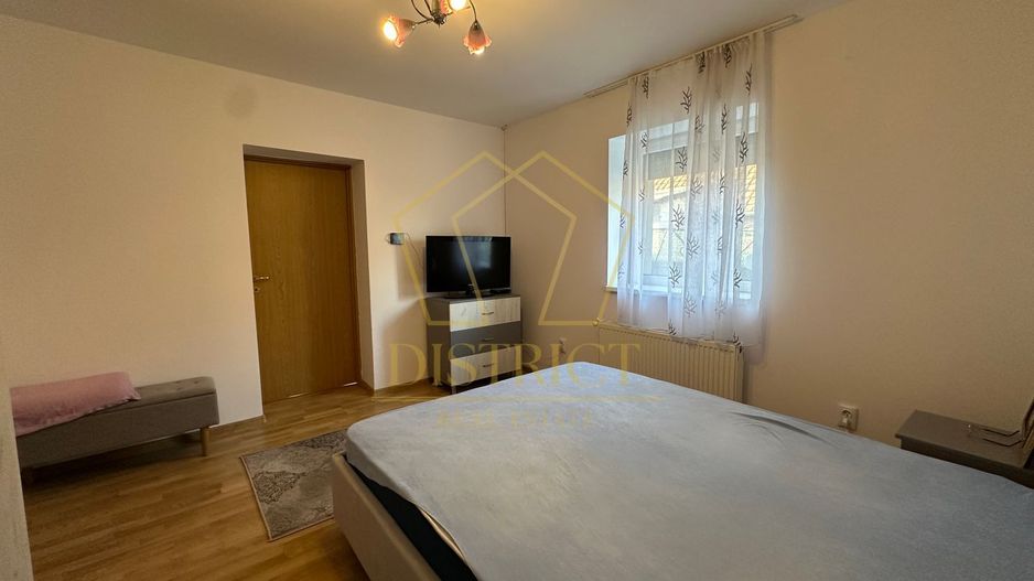 Casă Indiviudala cu 3 camere si 755 mp de teren in Giroc la asfalt. - Poză 2