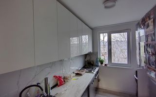 VANZARE 4 CAMERE I DECOMANDAT I METROU I VALEA OLTULUI, DRUMUL TABEREI - Poză 4