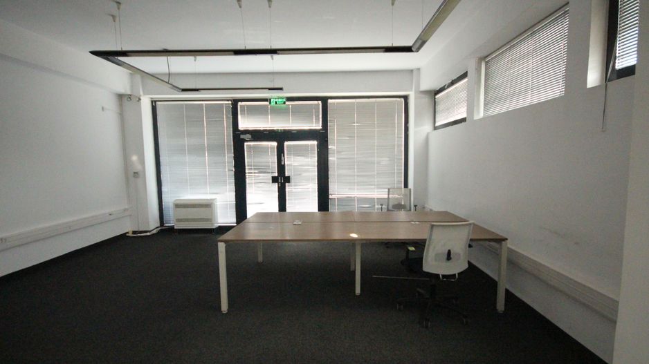 Spatii birouri/servicii - Poză 67