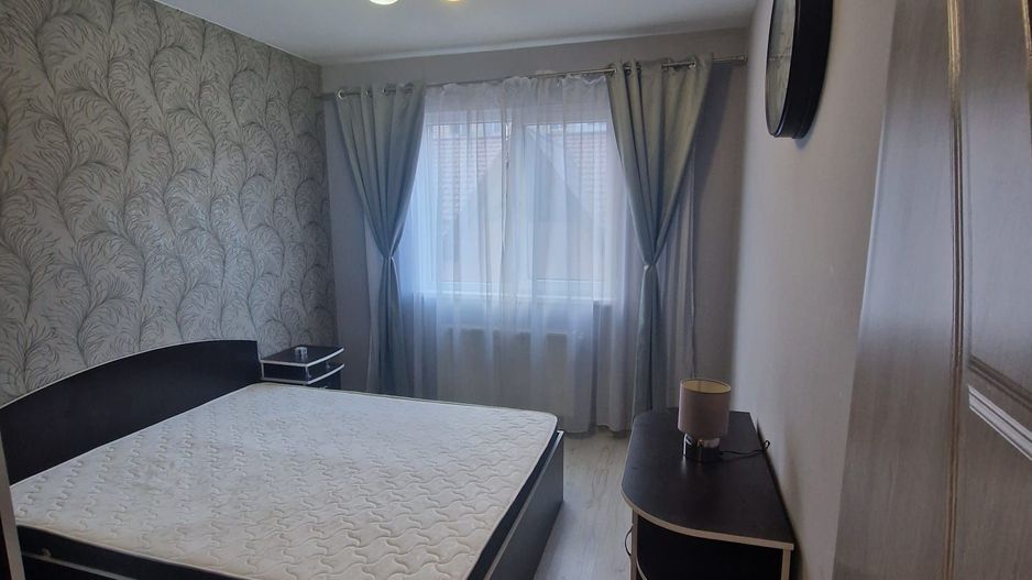 Studio de inchiriat - Poză 1