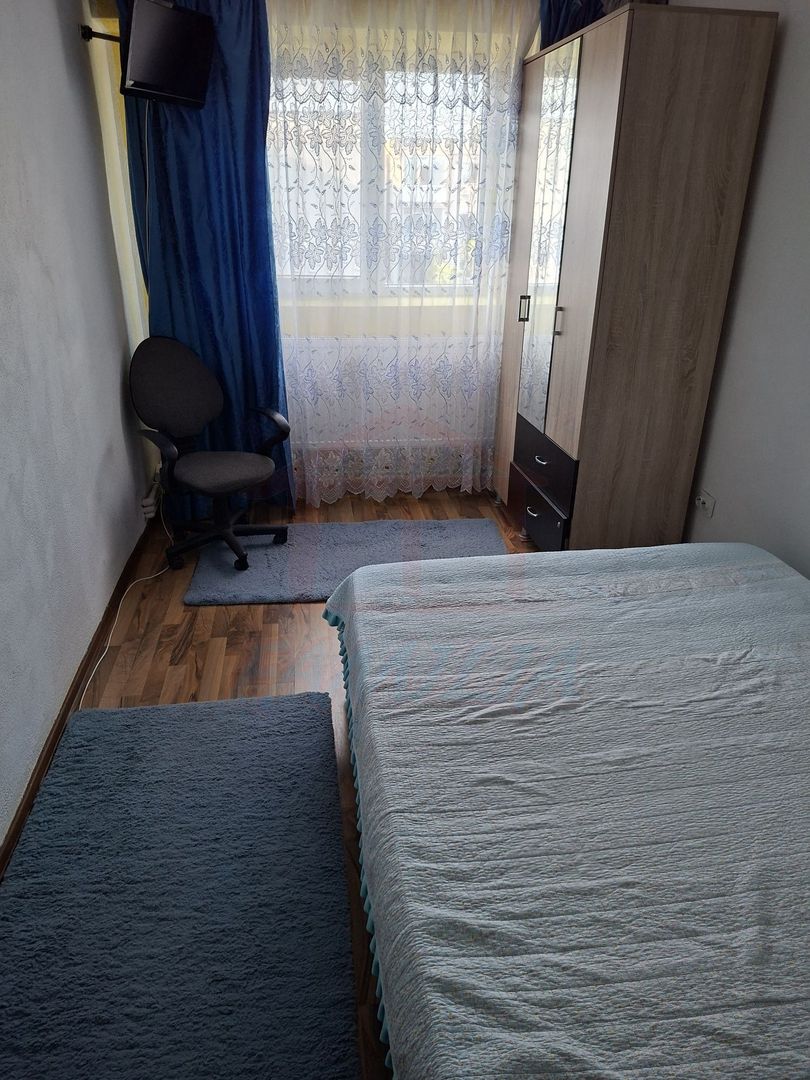 SE INCHIRIAZA APARTAMENT 2 CAMERE, IREG, 267 EURO/LUNA - Poză 3