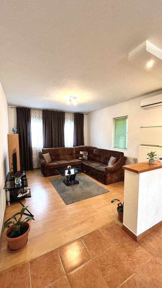 Vilă P+M I luminoasă și modernă I intrare Dumbrăvița - Poză 1