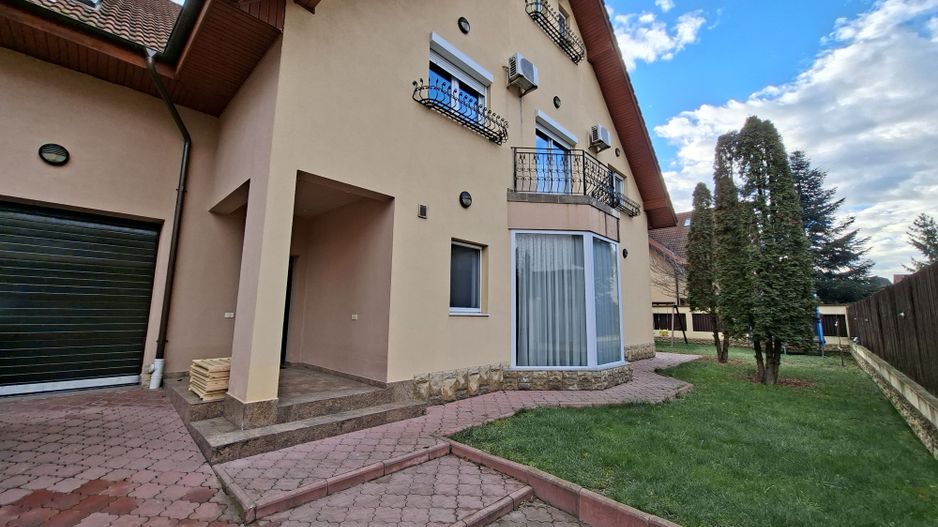 Vilă luminoasă I Gradina mare si loc de joacă privat I Iancu Nicolae - Poză 3