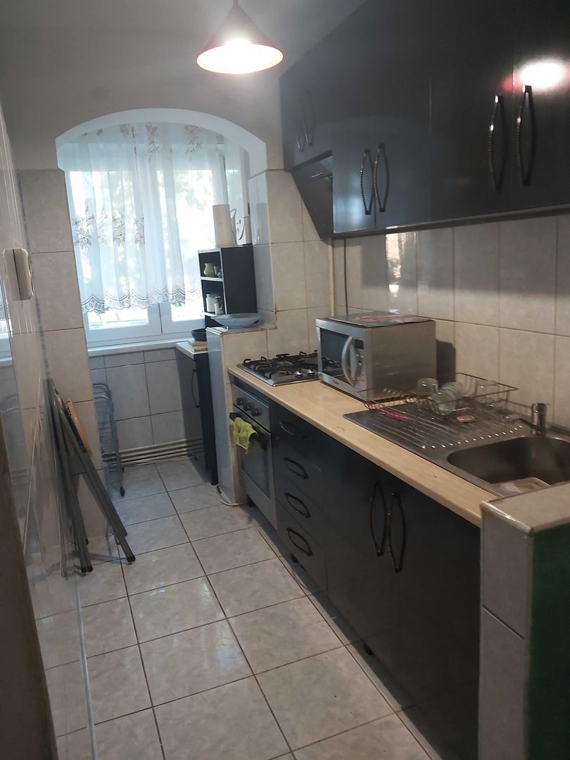 BRASADAS vinde ap 3 cam utilat etaj 2/4 Micro14 Prahova. - Poză 7