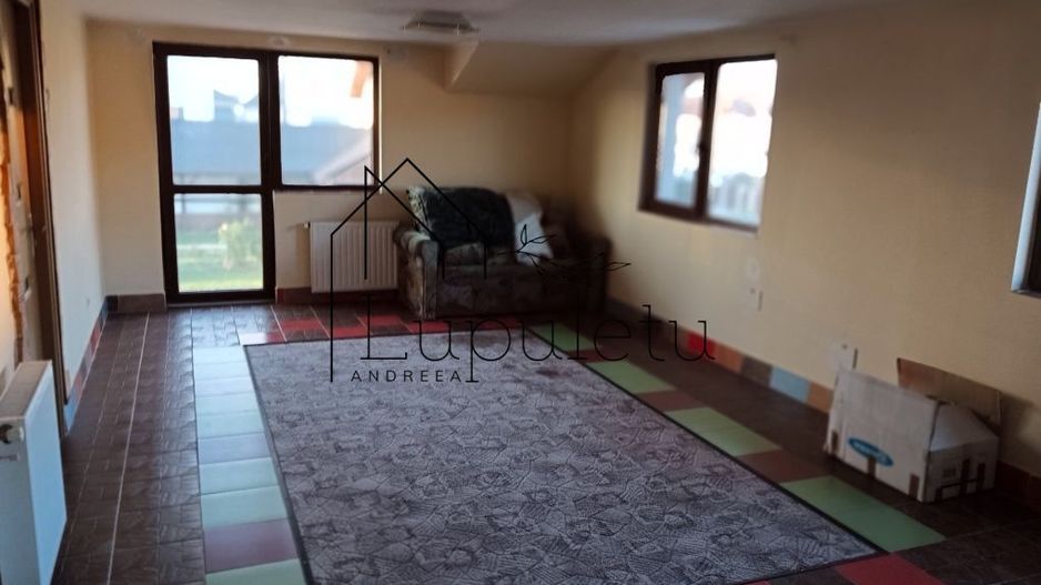 Casă de Vânzare | Șelimbăr  6 Camere | 178 MPU | Teren 210 MP - Poză 2