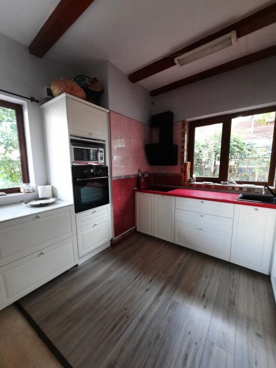 De inchiriat casa moderna P+1, renovat, ultracentral, zona foarte buna - Poză 4