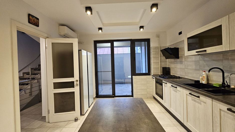 Vila moderna de vanzare-5 camere Grozavesti - Poză 7