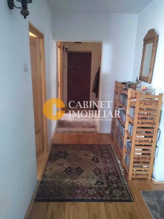 Nicolina - 4 Camere Decomandat - Etaj Intermediar +2 Bai -Bloc 1990 - Poză 2