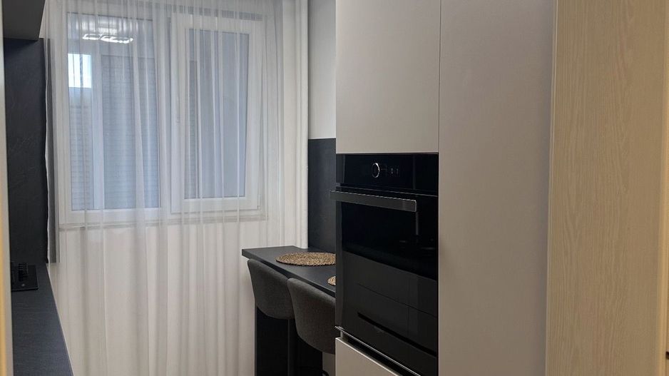 AP. 2 CAMERE - RENOVAT COMPLET, MASINA DE SPALAT VASE, METROU 3 MINUTE - Poză 3