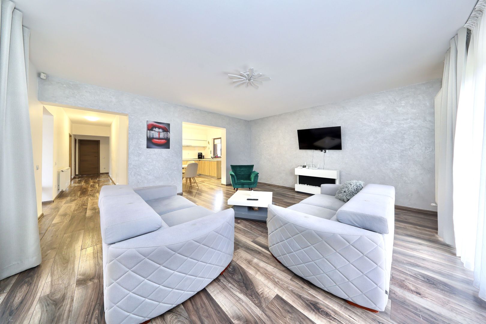 Casă individuală cu 4 camere de vânzare în Cristian, Brasov - Poză 6