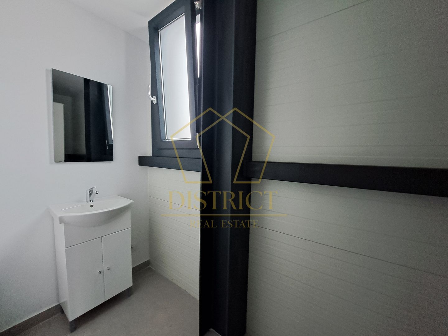 COM 0% Hale servicii, birouri și depozitare de inchiriat  | Aeroport - Poză 17