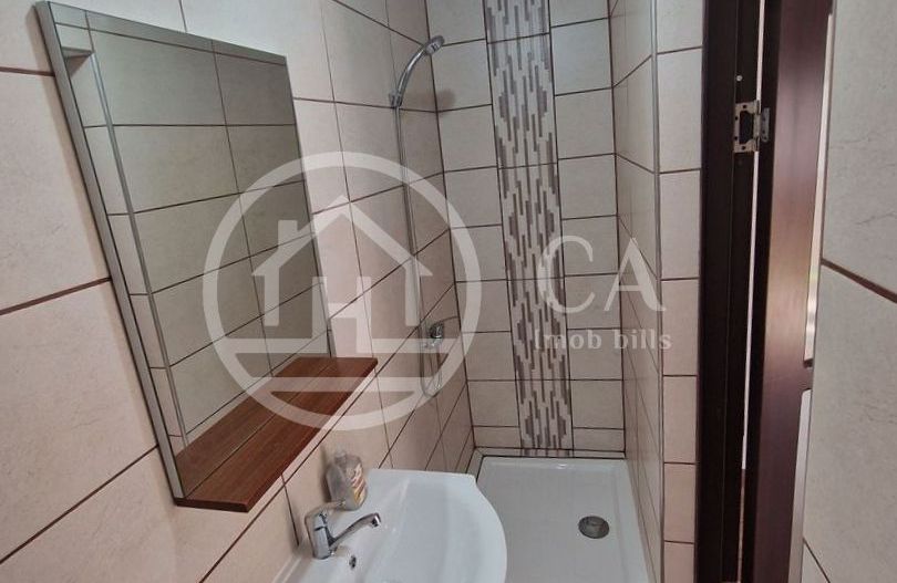 Apartament cu 1 camera la curte comuna de vanzare Ultracentral, Oradea - Poză 6