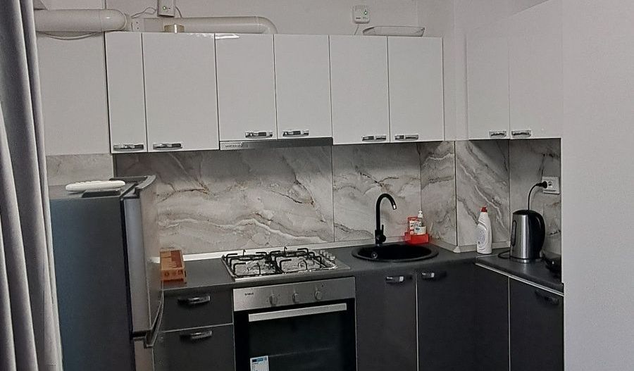 Garsoniera moderna, zona Chisinau, etaj 7, totul nou, mutare imediata - Poză 6