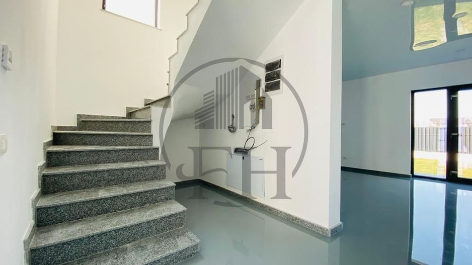 VANDUT/ SOLD- Casa/Vila de vanzare Valu lui Traian, Constanta - Poză 11