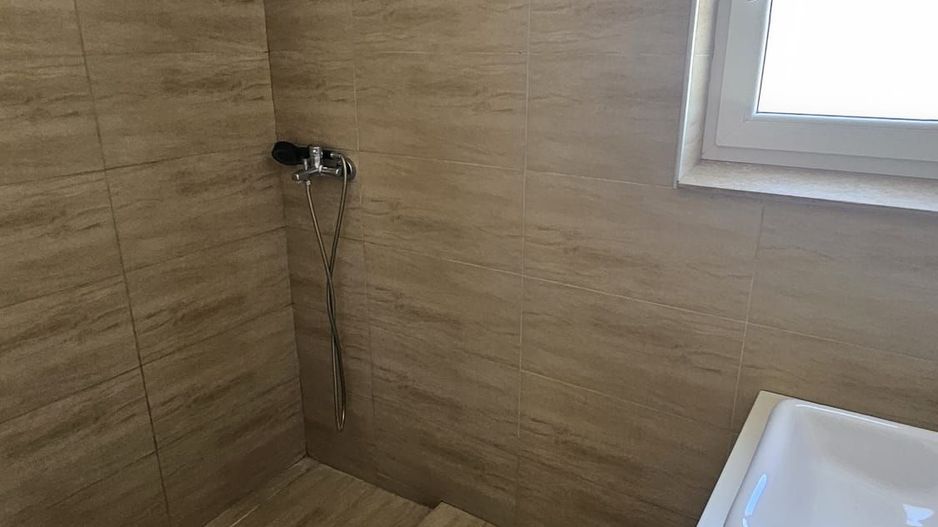 Vila 3 camere in Cosmopolis - Poză 10