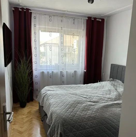 Apartament 2 camere - decomandat - zona Lipovei - Poză 2