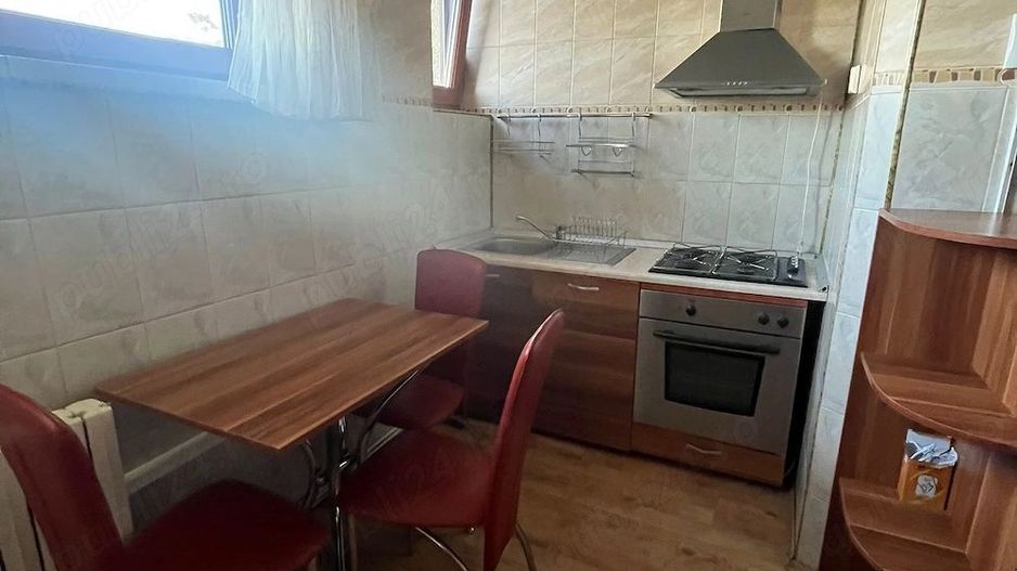 Apartament cu 2 camere in Rovine - Poză 4
