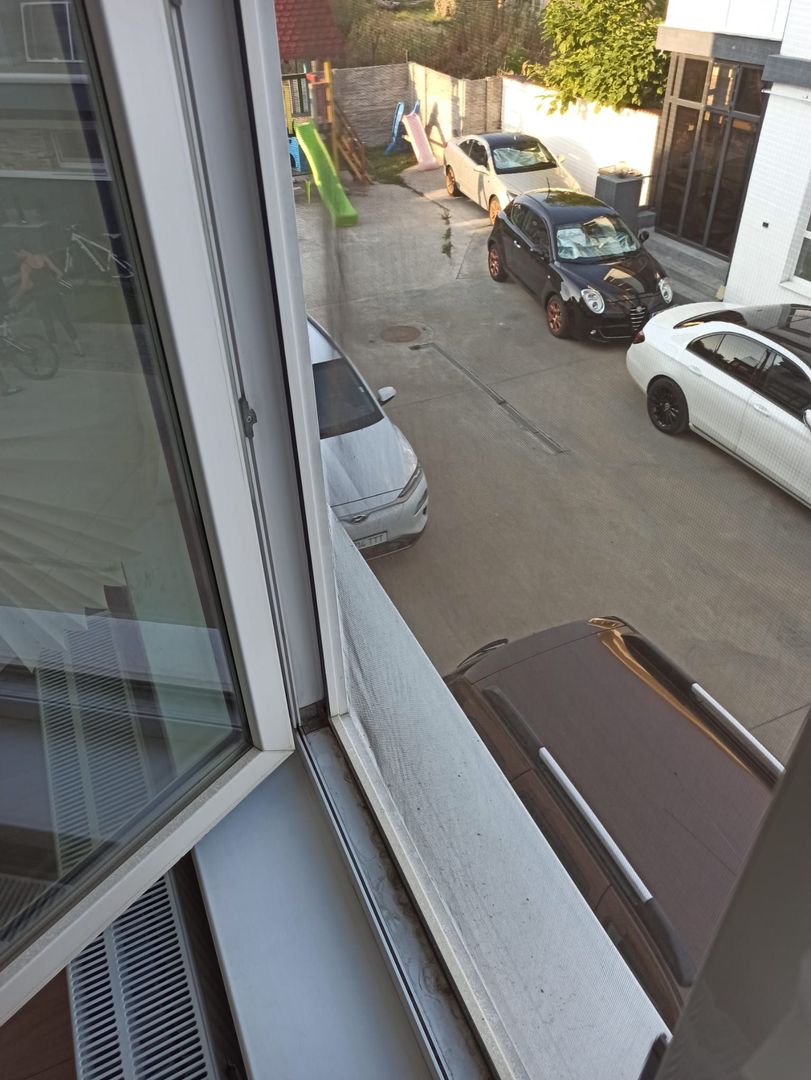 vila4cam2bai-curte-parcare-loc joaca-acces controlat-strOrizontului - Poză 56