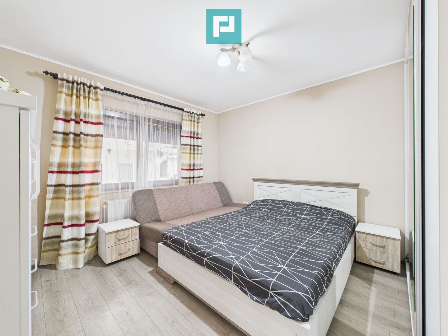 Vilă cu 3 camere în Vladimirescu - Poză 15