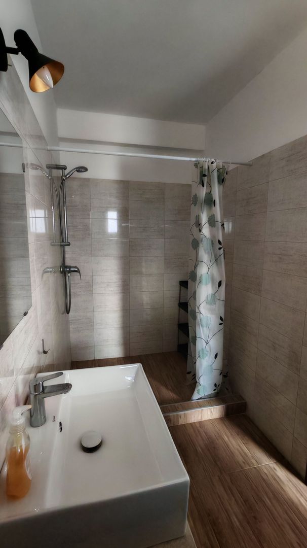 Vila tip duplex S+P+E cartier IZVOR Tarlungeni semimobilata179000 euro - Poză 29