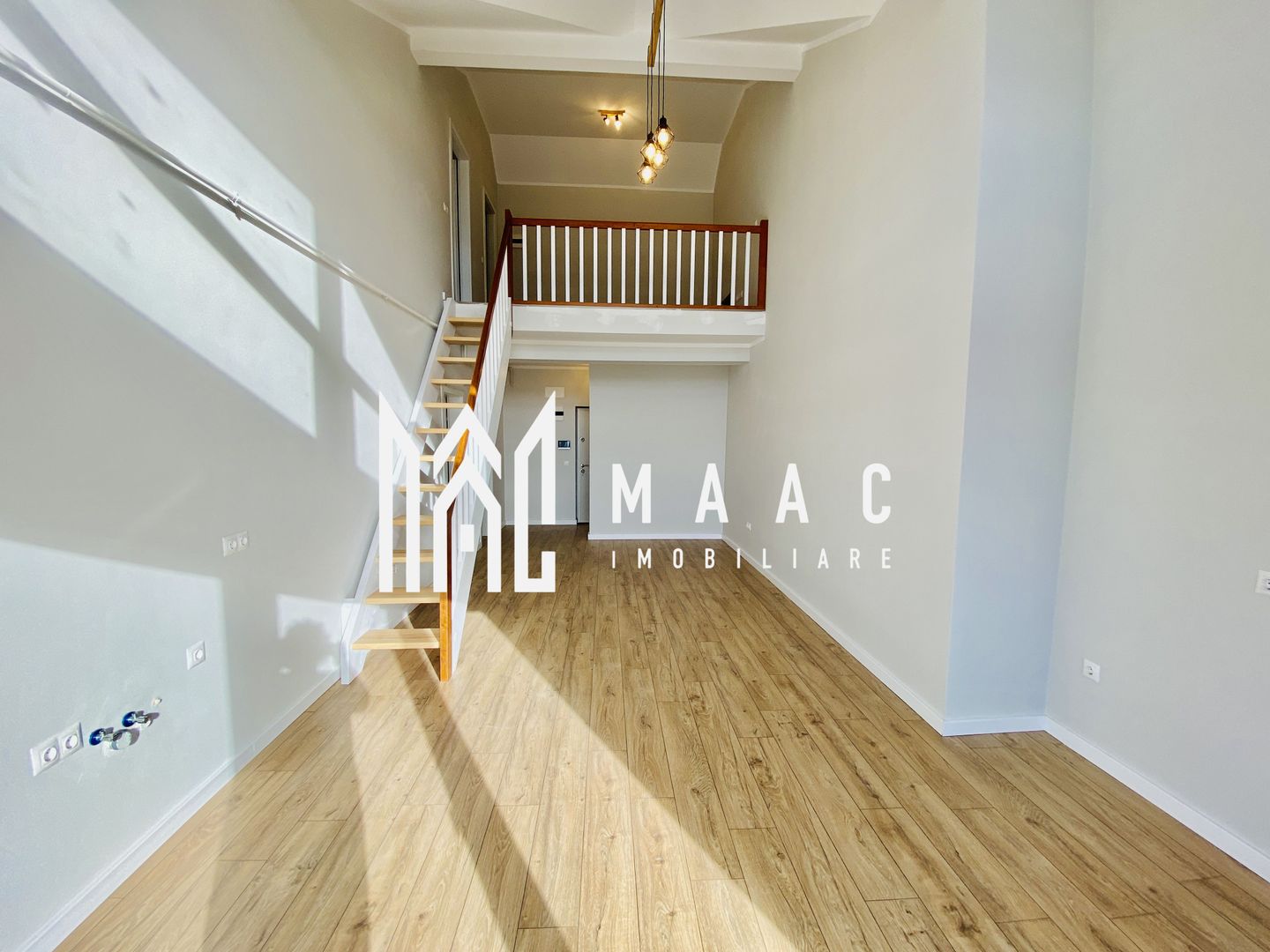 Penthouse pe 2 niveluri I 3 Camere I Balcon I 0% Comision - Poză 2