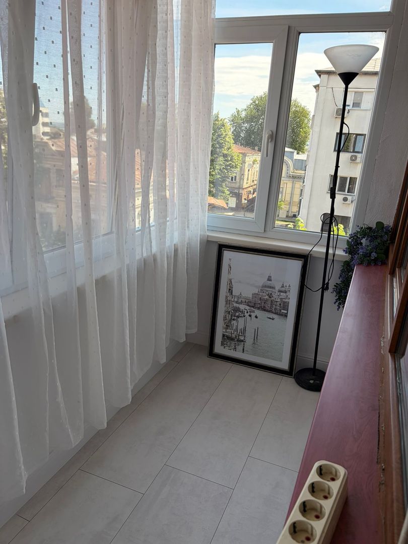 De inchiriat apartament cu 2 camere zona centrala - Poză 20