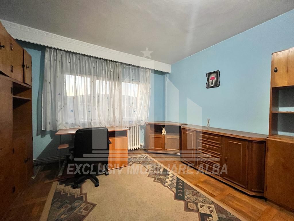 Garsoniera decomandata de vanzare, Cetate - Poză 1