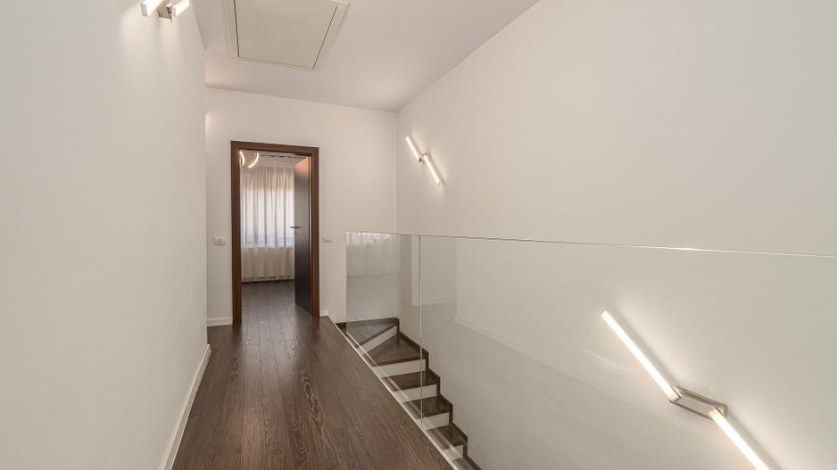 Casă ideală pentru familie–4 camere, curte amenajată, complex privat-securizat - Poză 20
