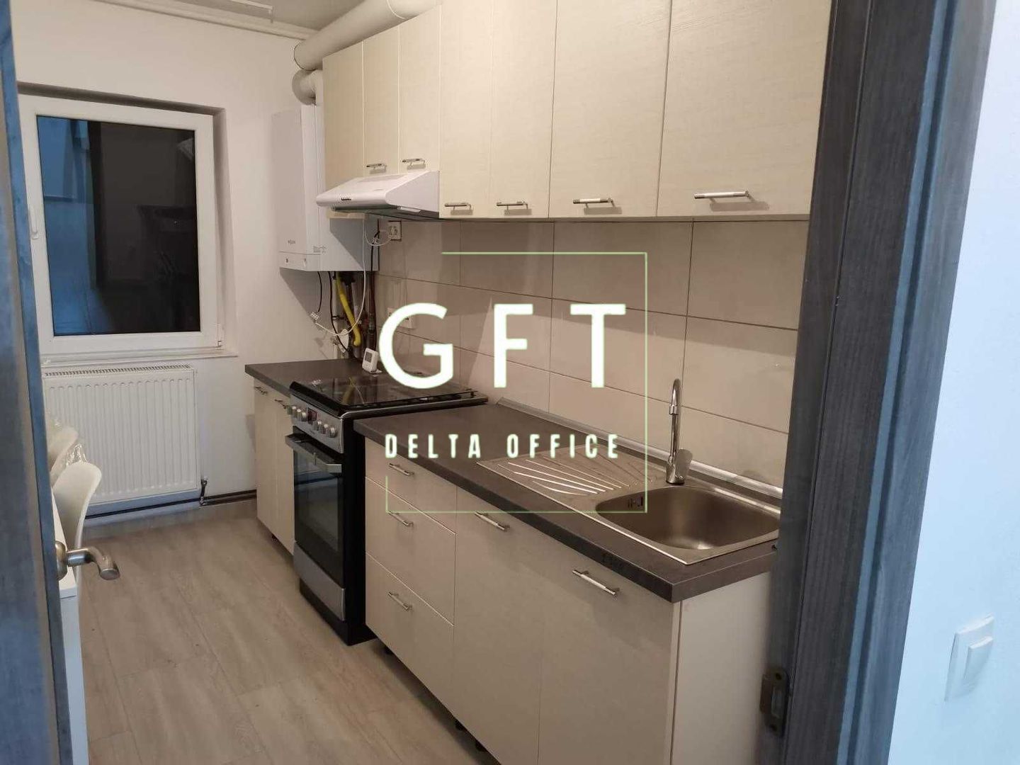 Apartament 4 camere etaj 2 - zona Ștefan cel Mare - Poză 2