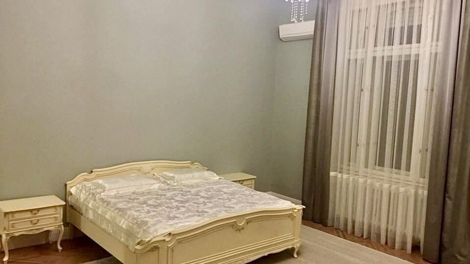 Apartament de 190 mp cu 3 camere de LUX pe Metianu Comision 0 - Poză 6