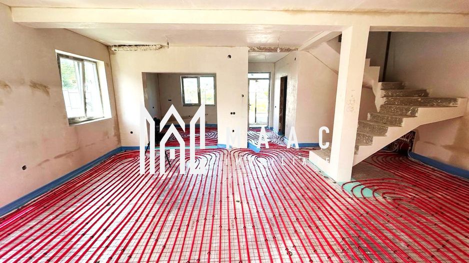 Casa tip Duplex 4 camere I 260 mp teren I Calea Cisnadiei - Poză 1