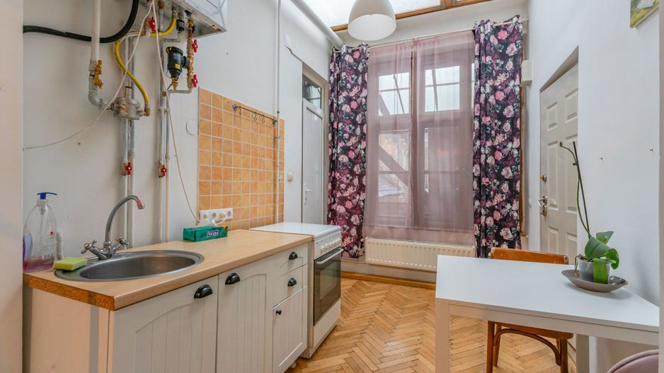 Apartament cu 2 camere complet mobilat – zona Livada Poștei - Poză 2