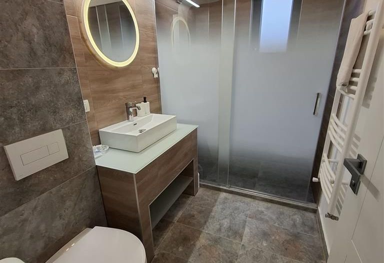 Giroc 2 camere et 1parcare totul nou prima inchiriere - Poză 16