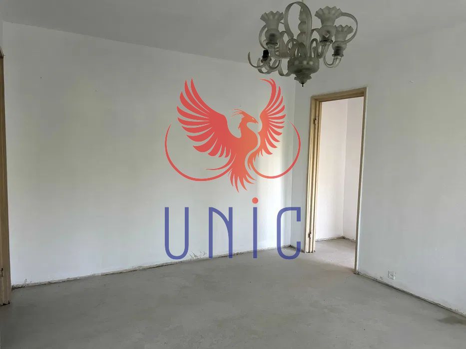 Apartament 2 camere - Rovine, etaj 3/4 - 72 000 euro - Poză 1