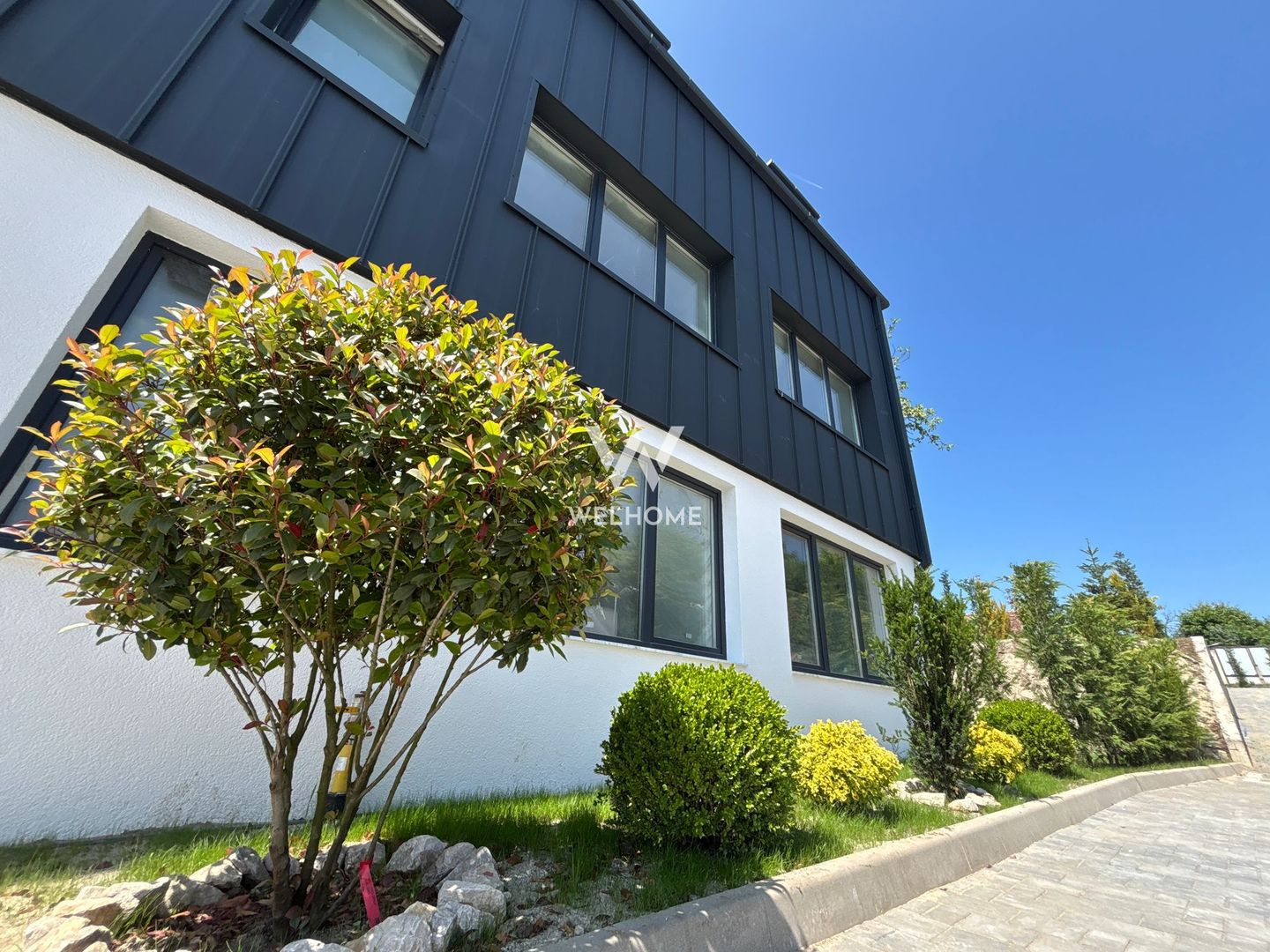 Apartament la Villa 3 camere LA CHEIE Sibiu - Poză 1